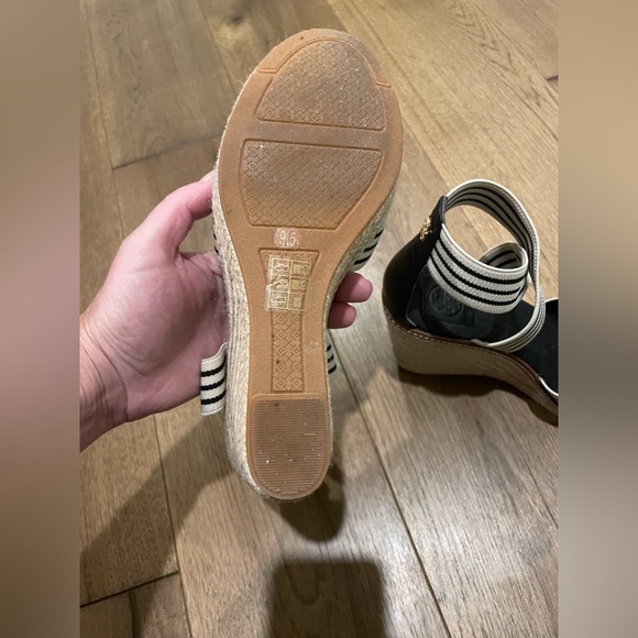 Tory Burch platform sandals - Picture 10 of 12
